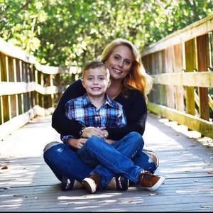 Meet your Posher, Christina